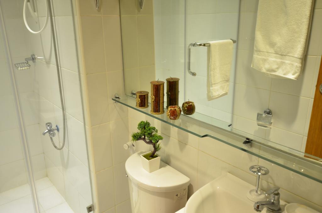 A Homey Place At Adriatico Manila Ngoại thất bức ảnh